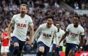 Harry Kane tỏa sáng, Tottenham đè bẹp Arsenal